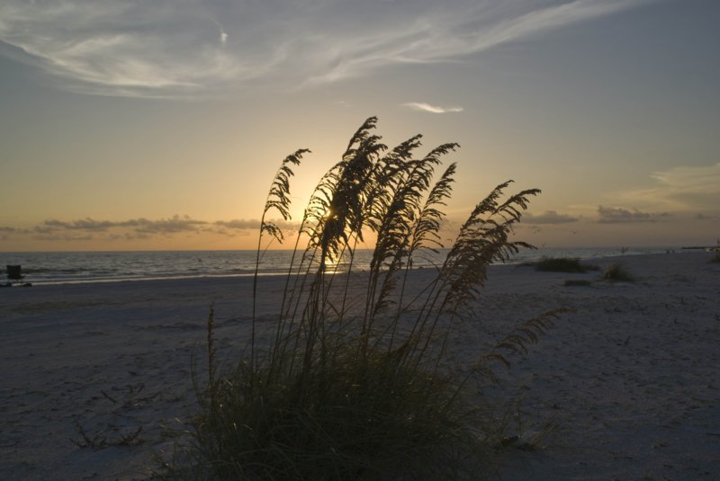 sunset_20080800_st_pete_beach1.jpg